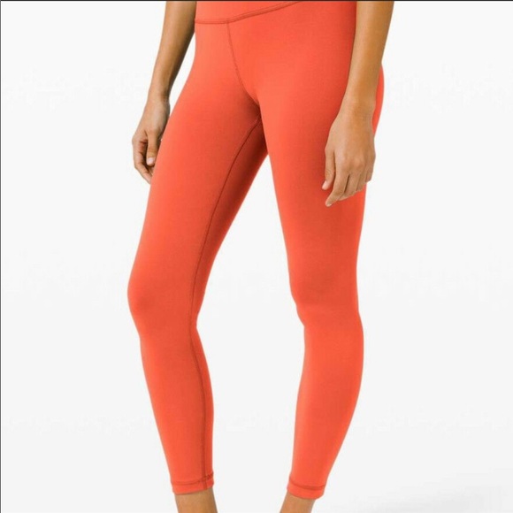 lululemon in the mirror